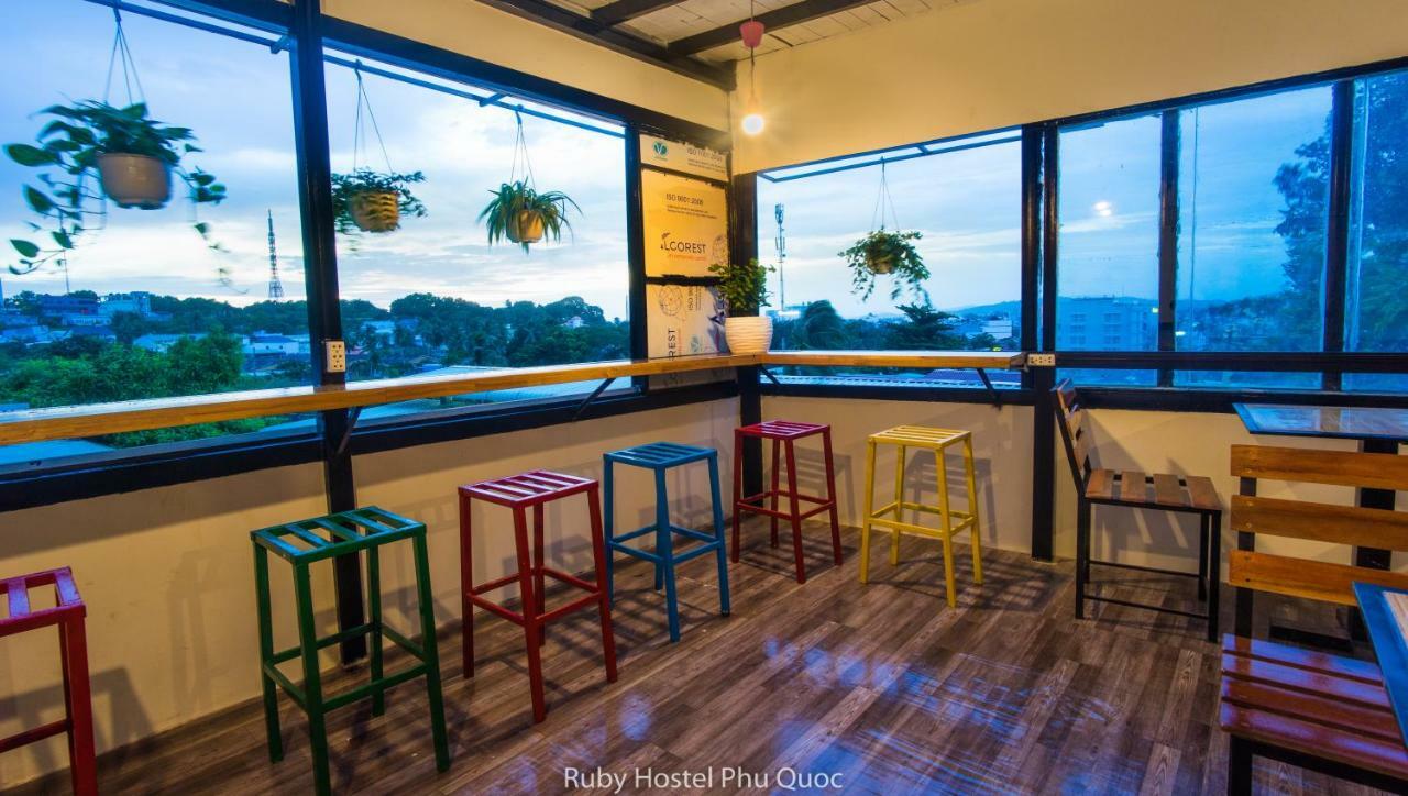 Ruby Phu Quoc Hostel Dış mekan fotoğraf