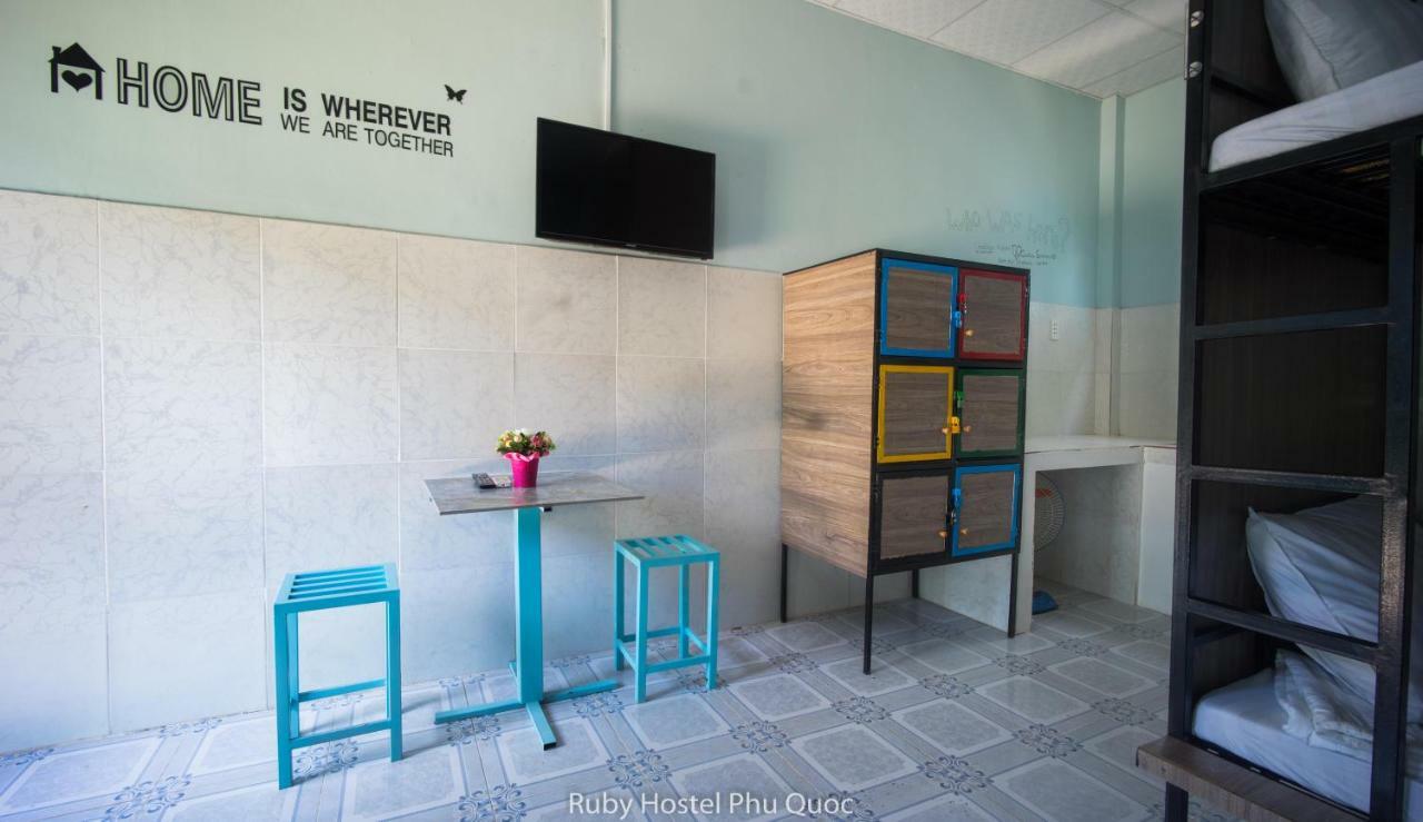 Ruby Phu Quoc Hostel Dış mekan fotoğraf